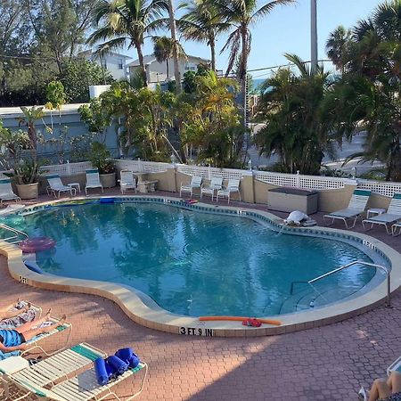 Tortuga Inn Beach Resort Unit #229 Брадентон-Бич Экстерьер фото